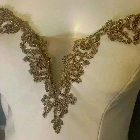 Faviana Glamour - Picture 3 of 13